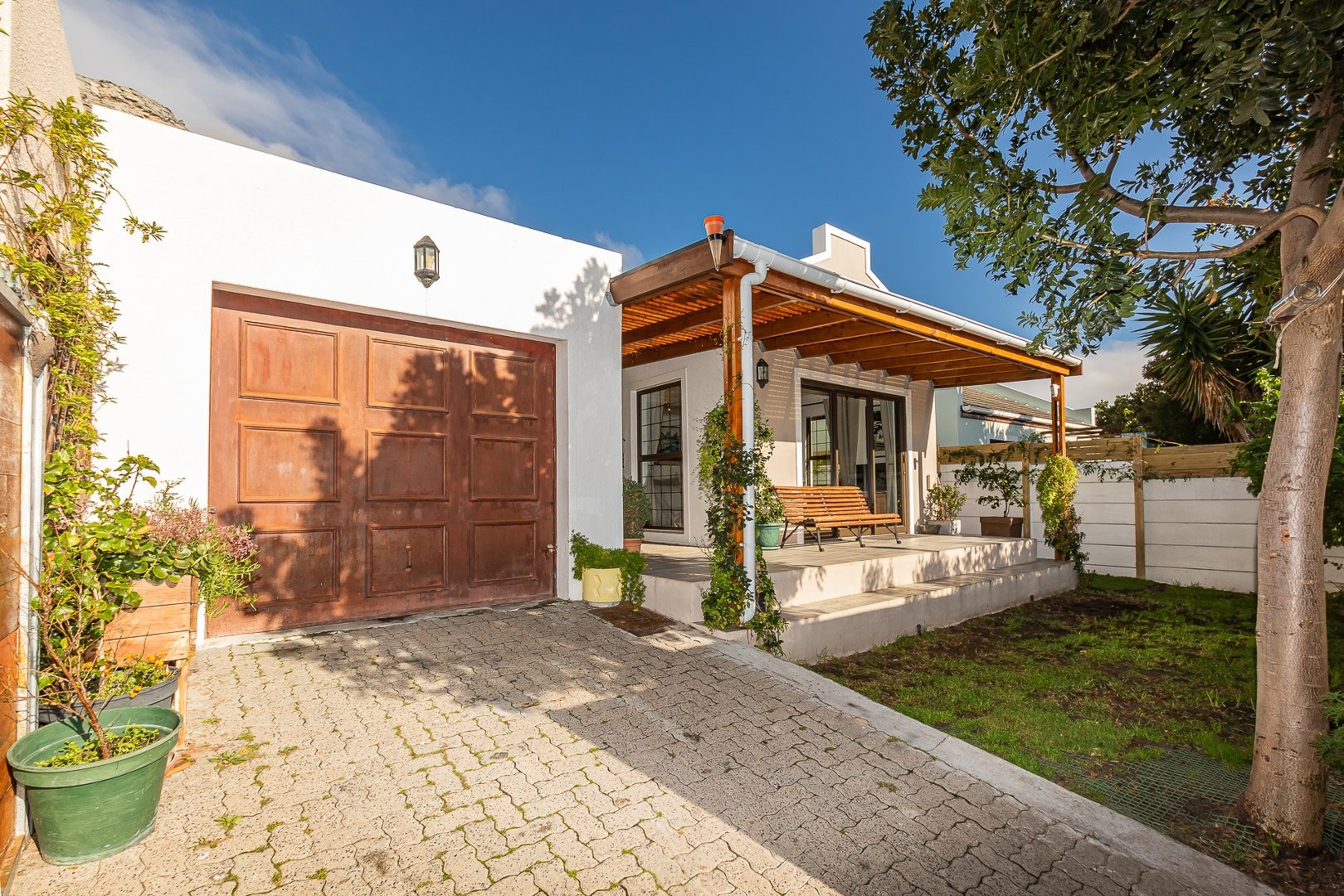 Property for sale in Lakeside RE/MAX™ of Southern Africa