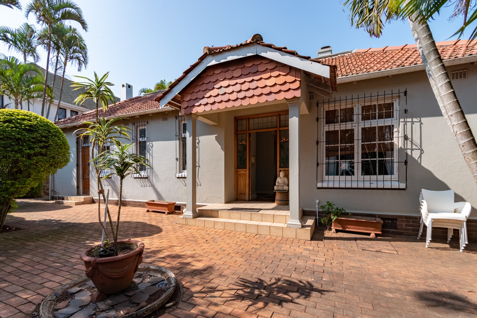 4 Bedroom House For Sale in Musgrave RE/MAX™ of Southern Africa