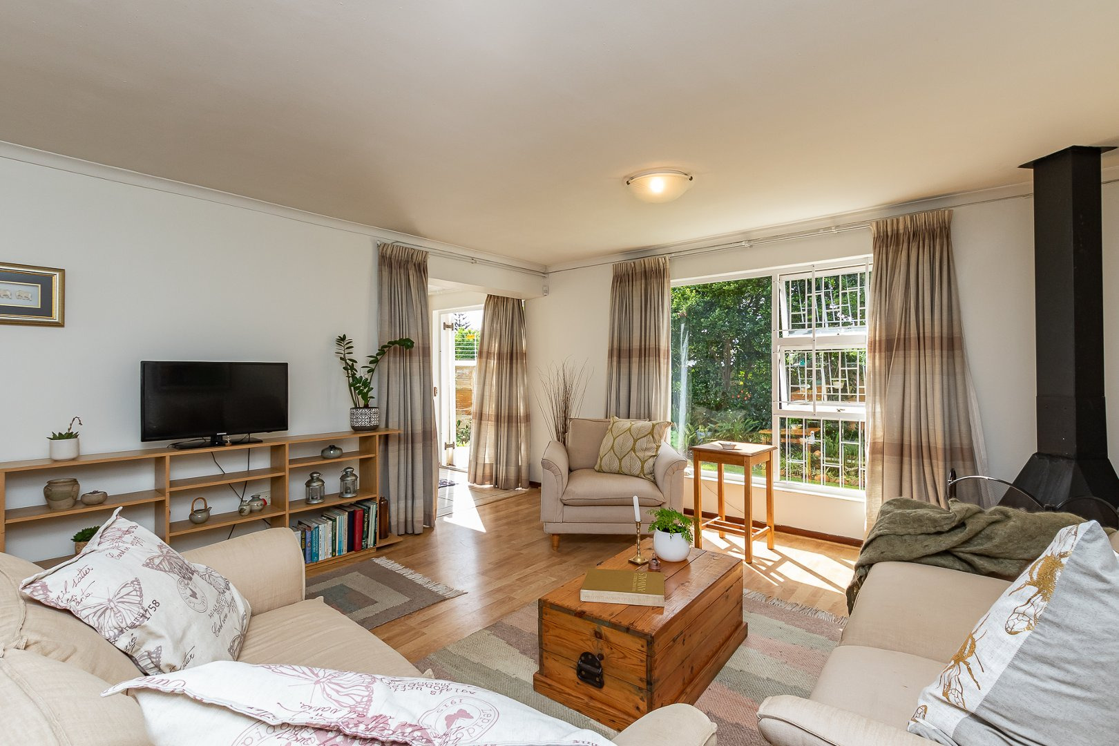 3 Bedroom House For Sale in Plumstead RE/MAX™ of Southern Africa