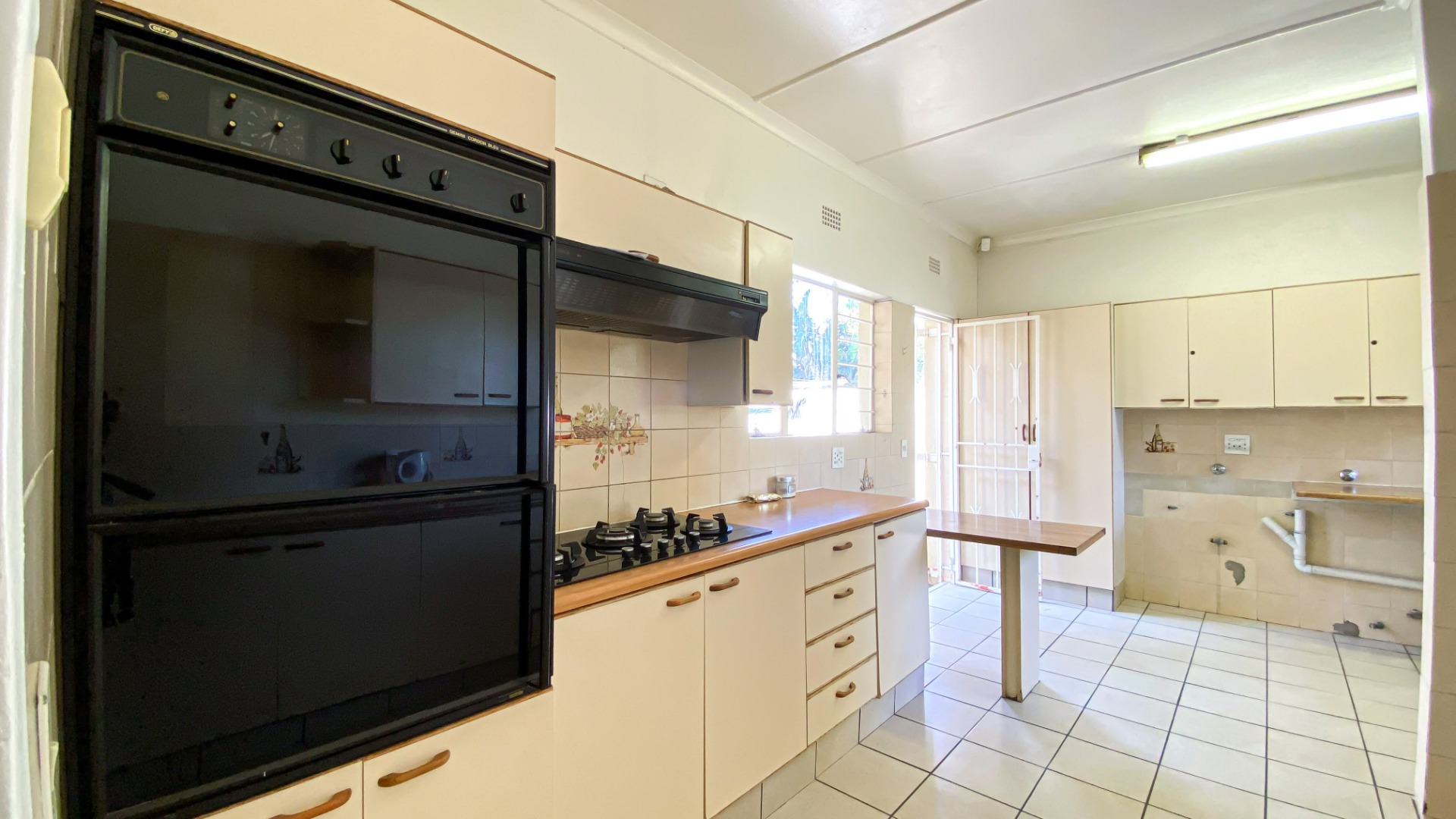 4 Bedroom House For Sale in Linden RE/MAX™ of Southern Africa