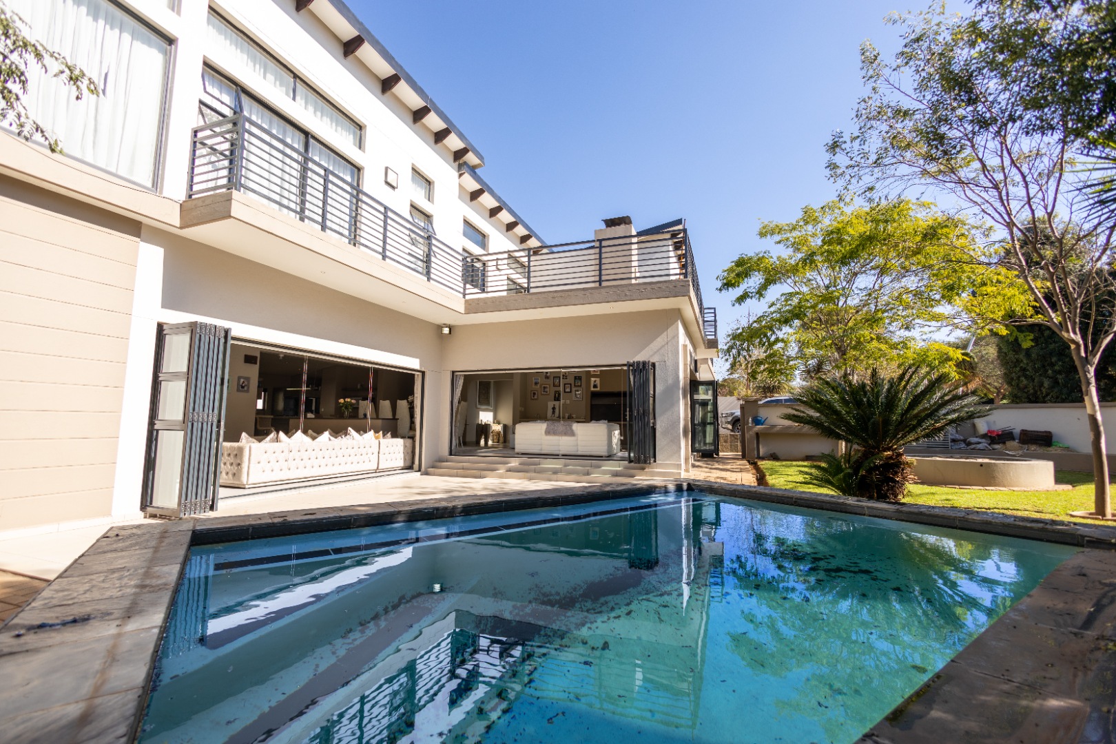 5 Bedroom House For Sale in Midlands Estate RE/MAX™ of Southern Africa
