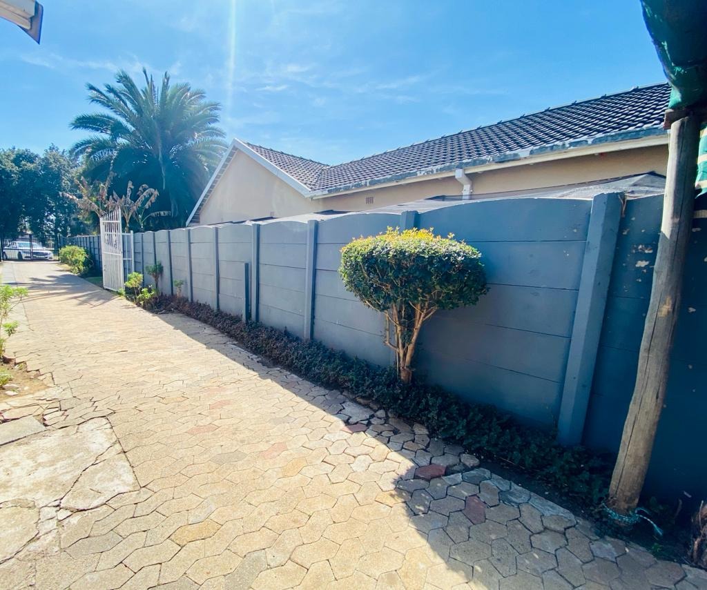 1 Bedroom Apartment / Flat To Rent in Randhart RE/MAX™ of Southern Africa