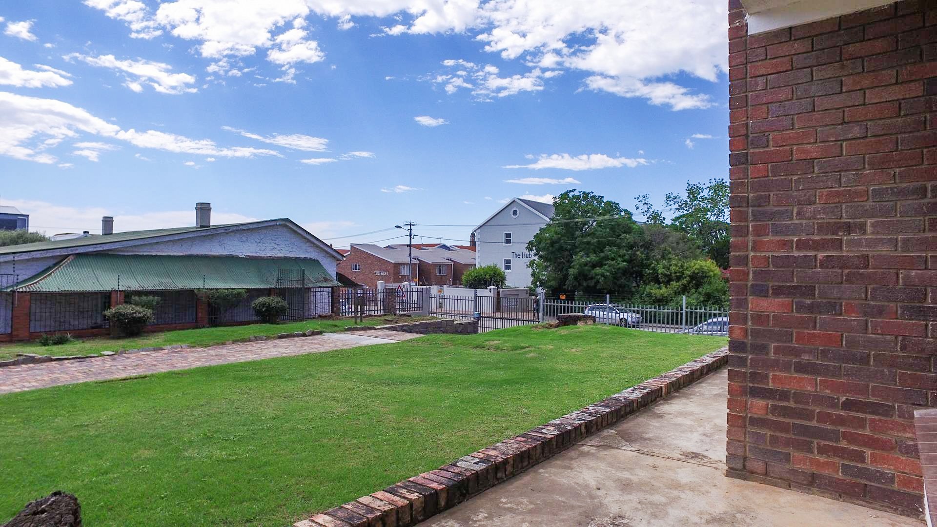 1 Bedroom Apartment / Flat To Rent in Grahamstown Central RE/MAX™ of Southern Africa