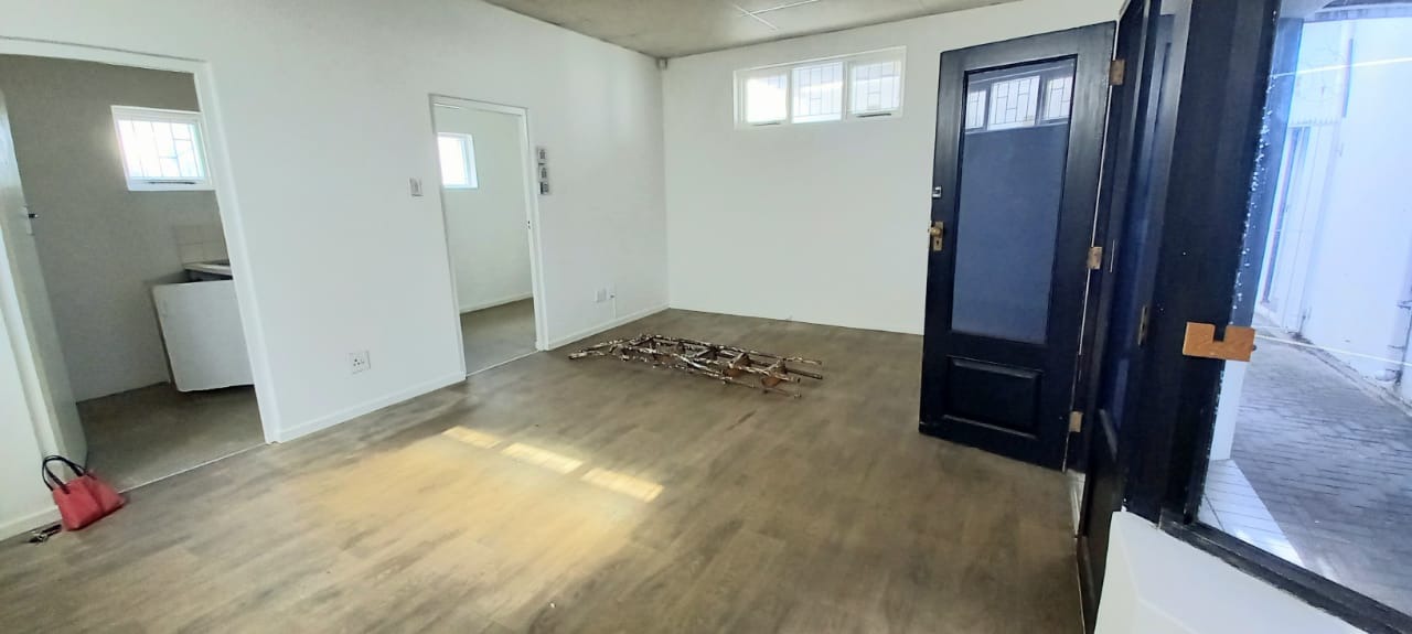 Commercial Property in Knysna Central To Rent RE/MAX™ of Southern Africa