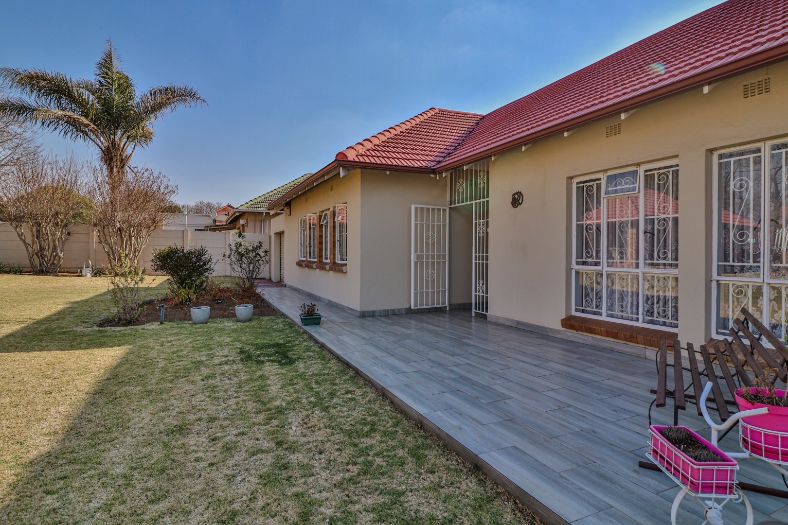 3 Bedroom House For Sale in Robertsham RE/MAX™ of Southern Africa