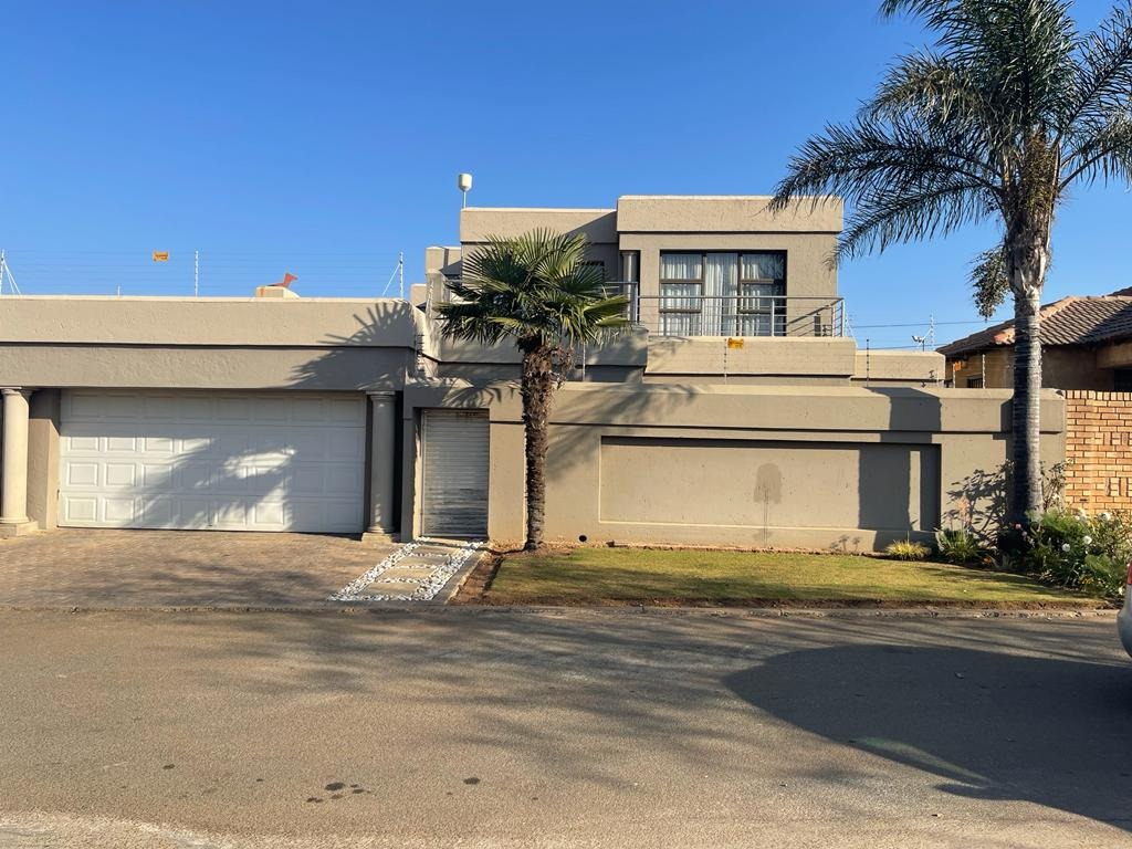 Property for sale in Ormonde View RE/MAX™ of Southern Africa