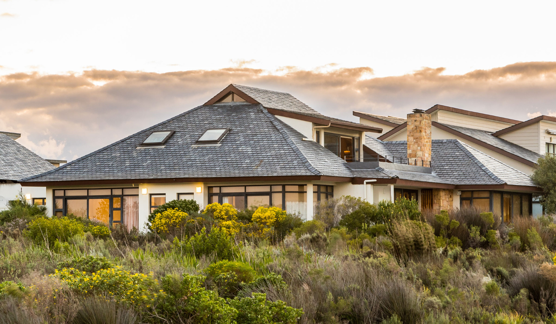 5 Bedroom House For Sale in Arabella RE/MAX™ of Southern Africa