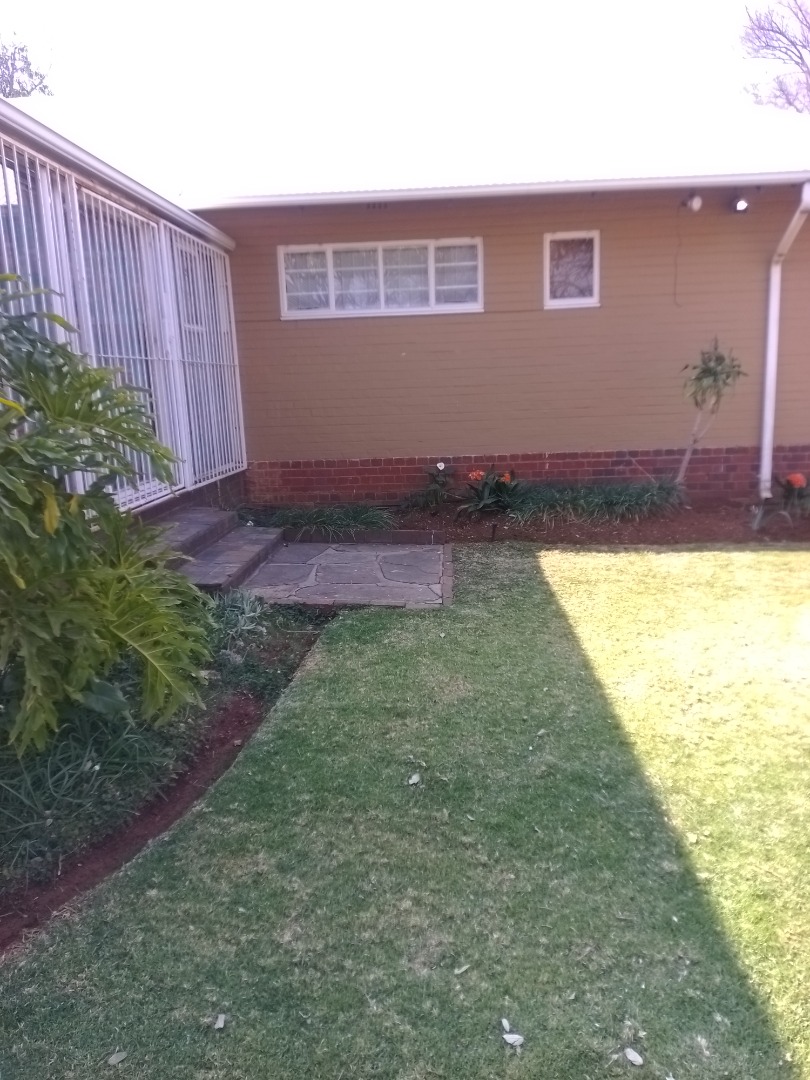 4 Bedroom House For Sale in Danville RE/MAX™ of Southern Africa