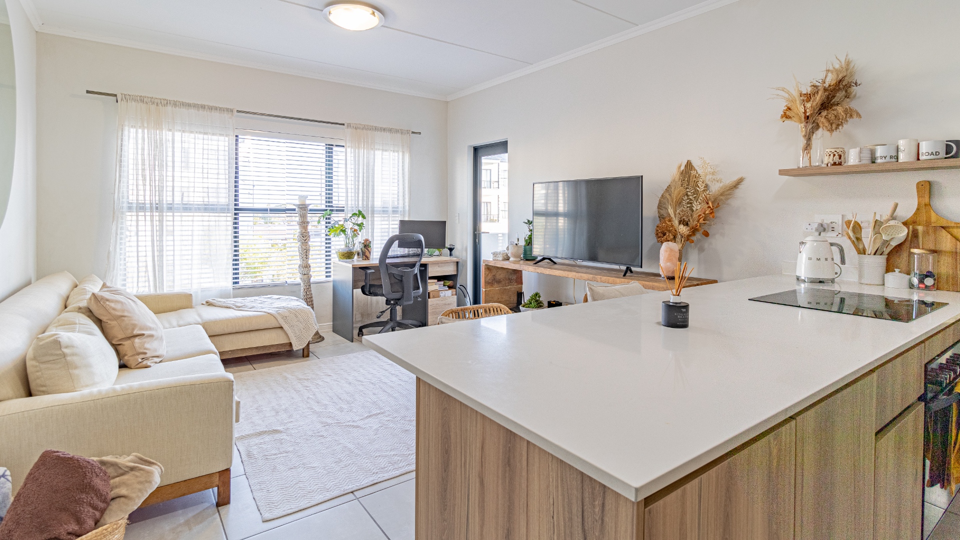 RE/MAX Property Centre