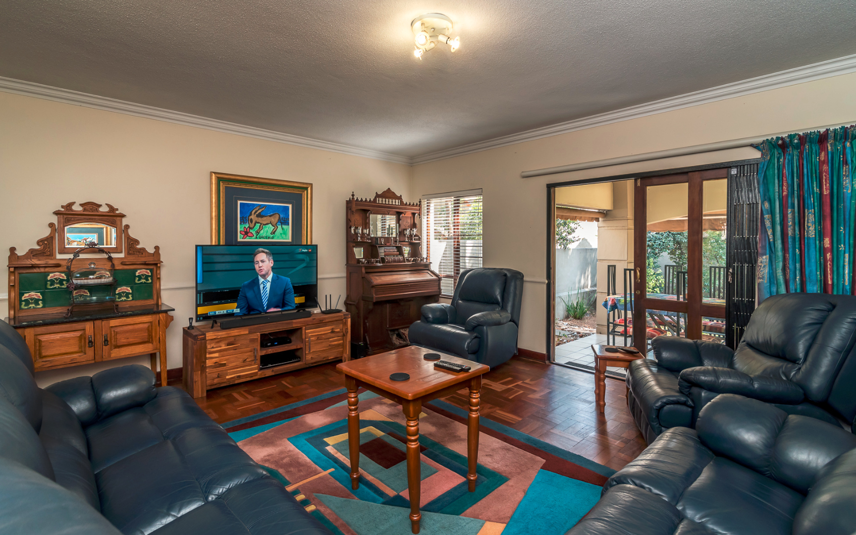 2 Bedroom Townhouse For Sale in Douglasdale RE/MAX™ of Southern Africa