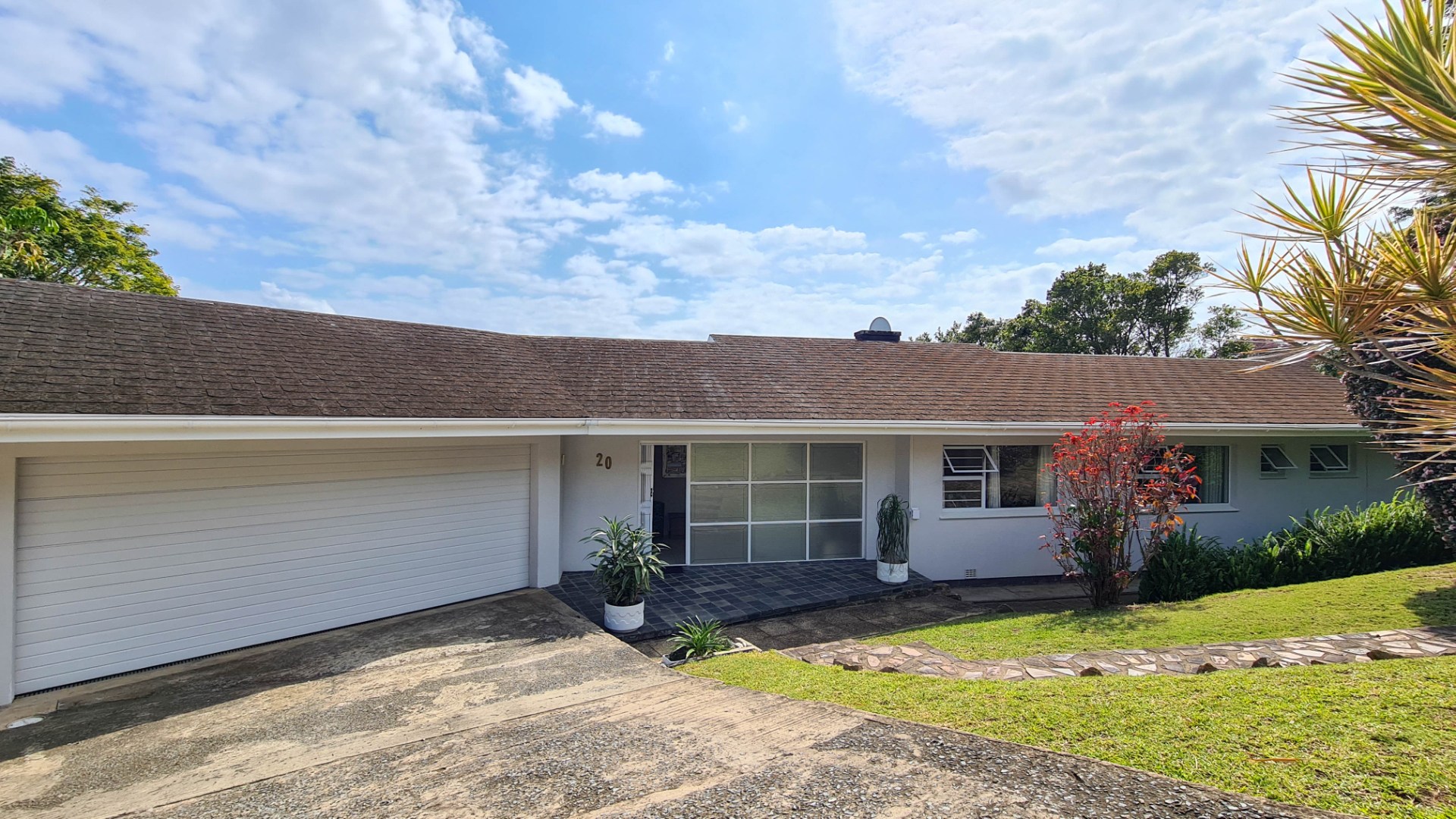 4 Bedroom House For Sale in Bonnie Doon RE/MAX™ of Southern Africa