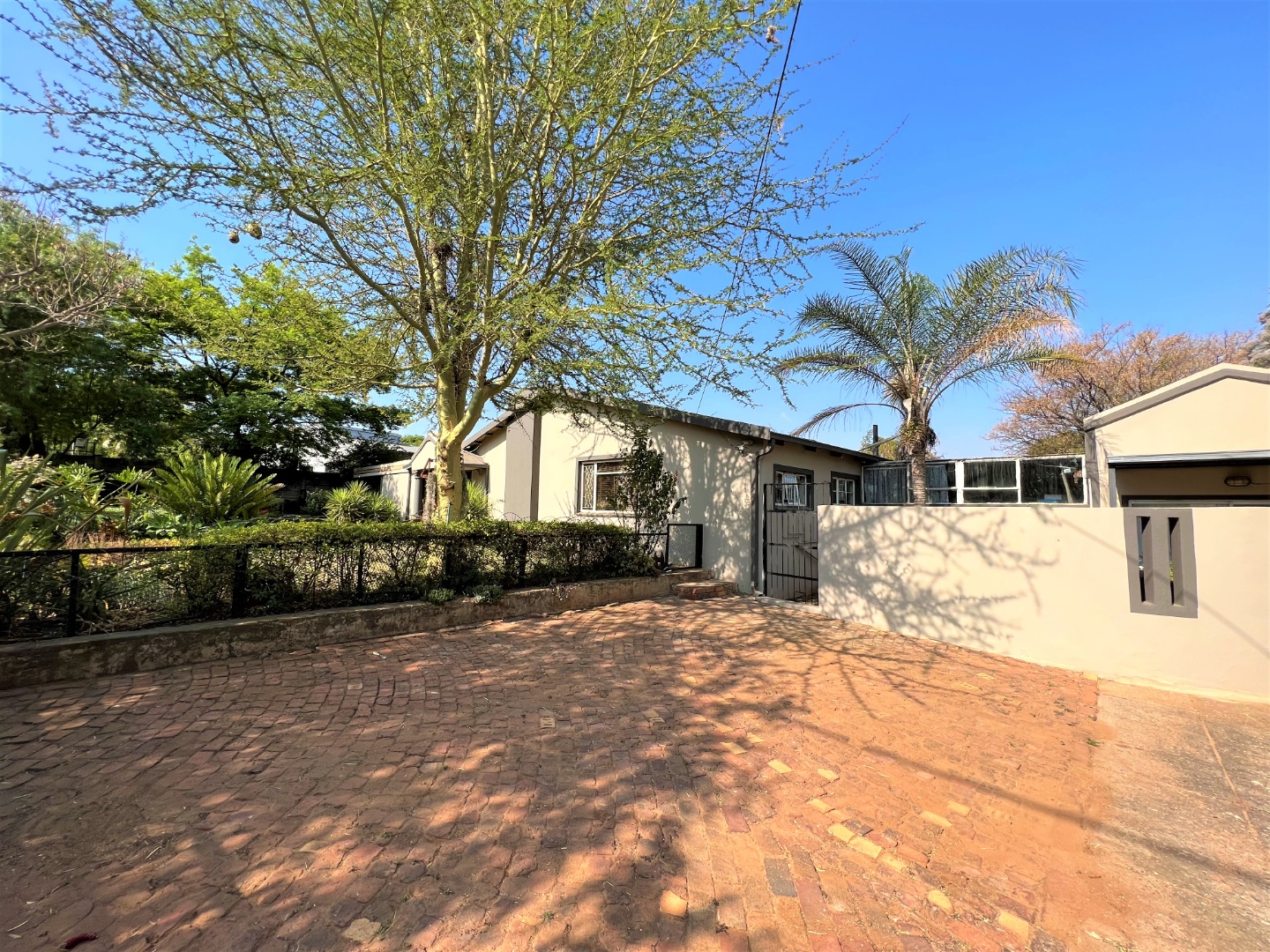 4 Bedroom House For Sale in Valhalla RE/MAX™ of Southern Africa