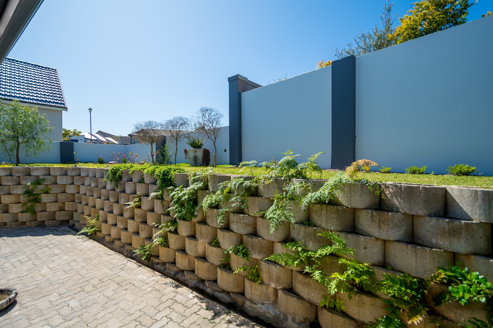 3 Bedroom House For Sale in Blue Mountain Village RE/MAX™ of Southern