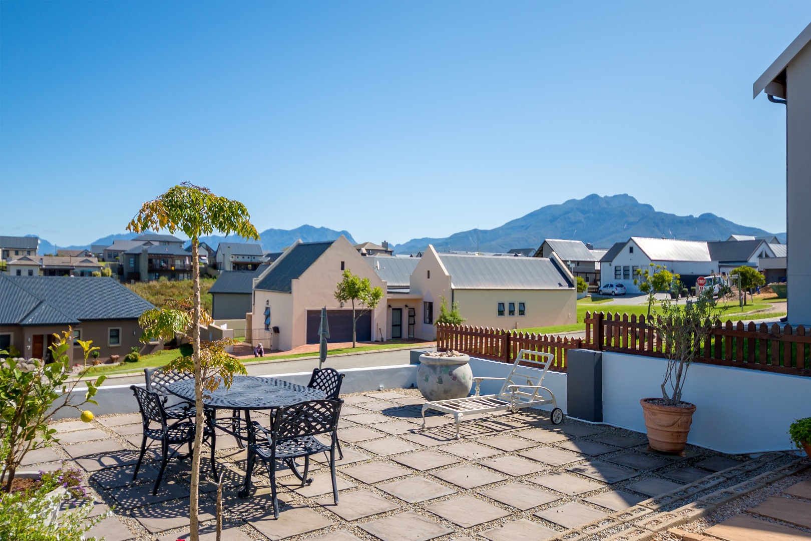 3 Bedroom House For Sale in Blue Mountain Village RE/MAX™ of Southern