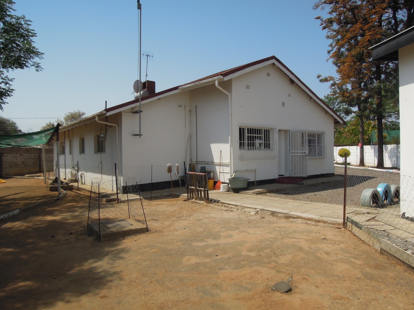 4 Bedroom House For Sale in Gaborone West Phase 1 RE/MAX™ of Southern