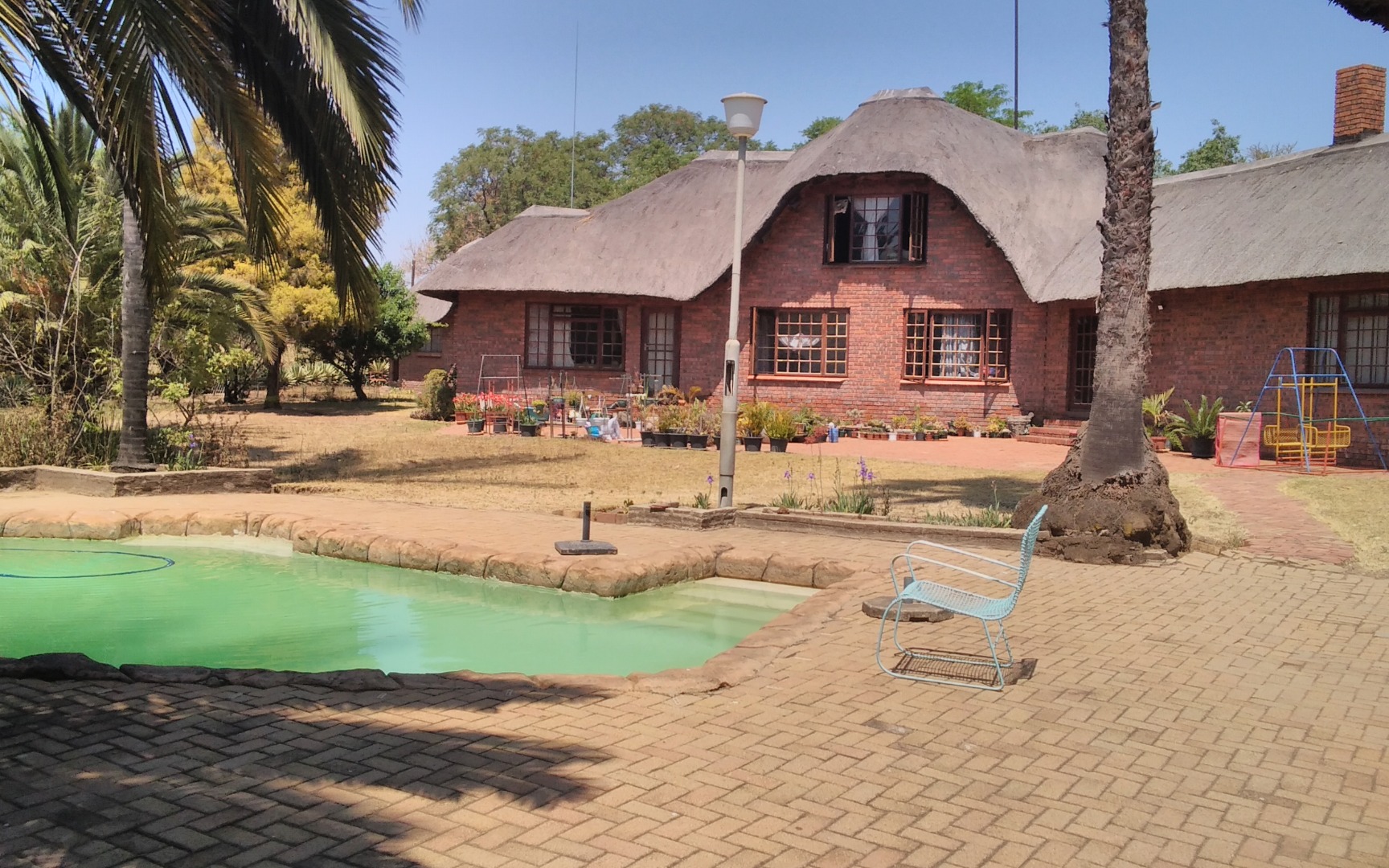 6 Bedroom House For Sale in Glen Austin RE/MAX™ of Southern Africa