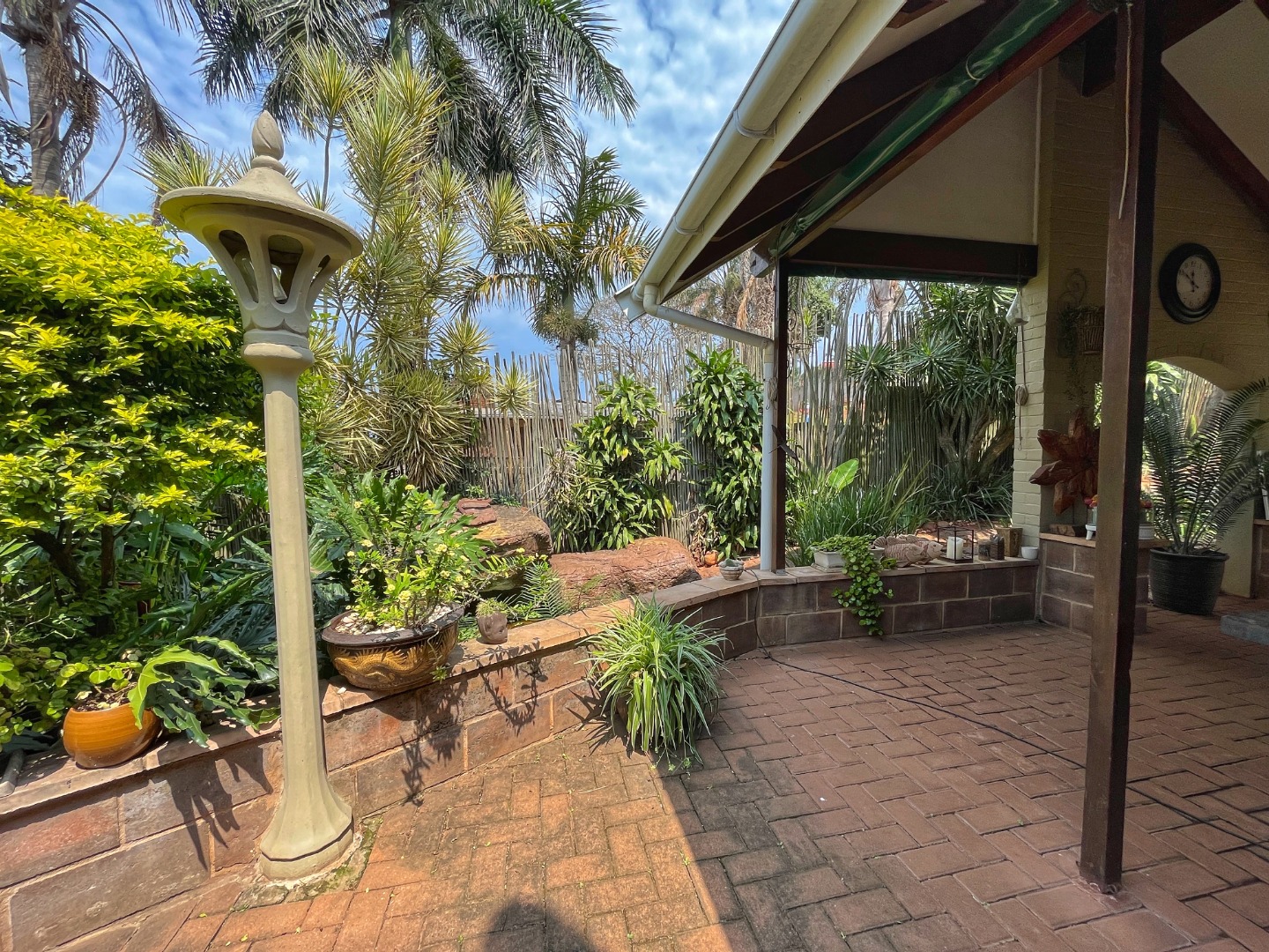 5 Bedroom House For Sale in Amanzimtoti RE/MAX™ of Southern Africa