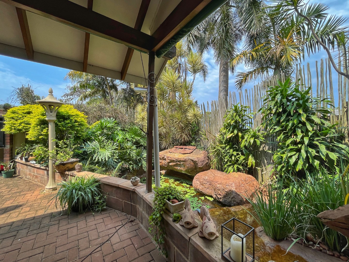 5 Bedroom House For Sale in Amanzimtoti RE/MAX™ of Southern Africa