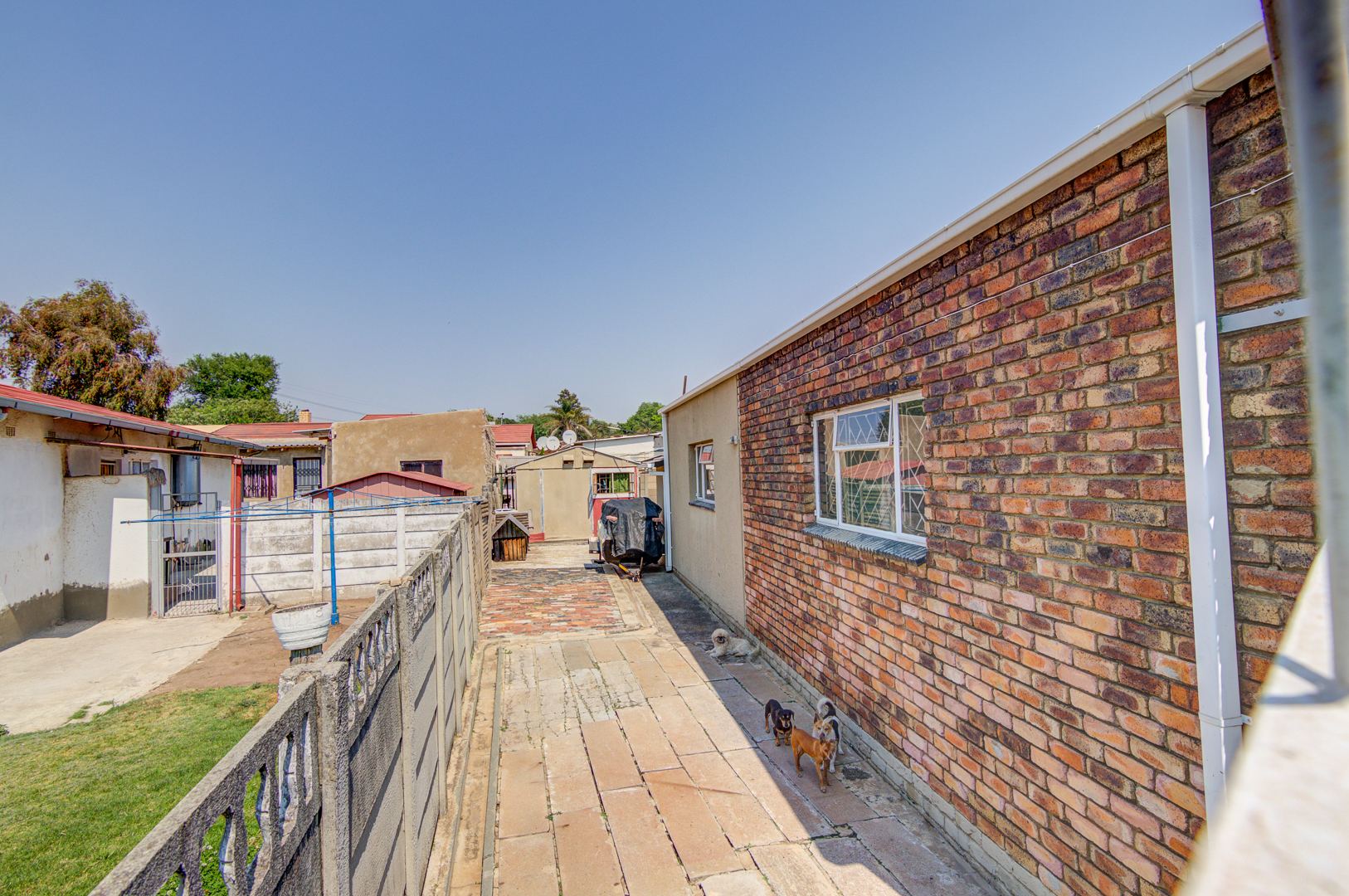 3 Bedroom House For Sale in Kempton Park West RE/MAX™ of Southern Africa