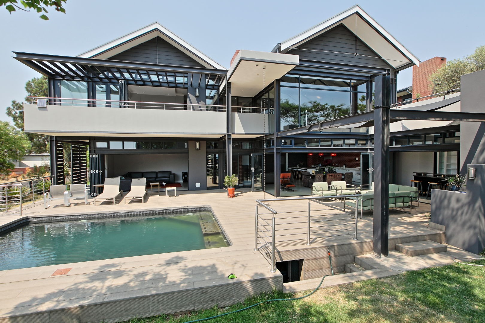 4 Bedroom House For Sale in Waterfall Country Estate RE/MAX™ of