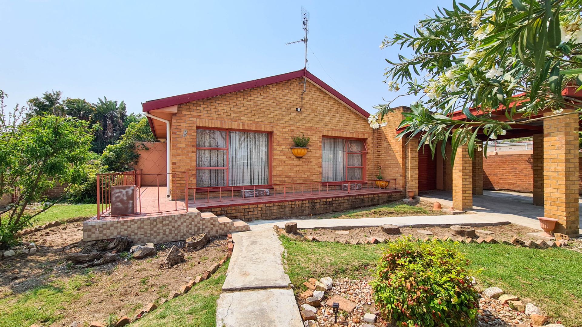 RE/MAX Border East London