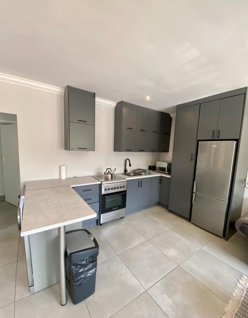 1 Bedroom Apartment / Flat To Rent in Silver Lakes Golf Estate RE/MAX