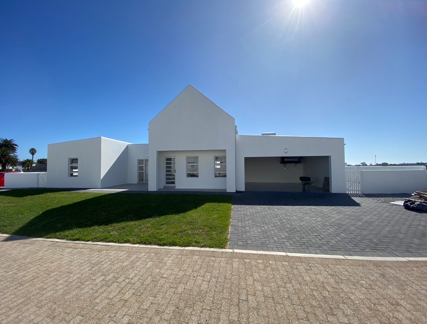 3 Bedroom House For Sale in Lampiesbaai RE/MAX™ of Southern Africa