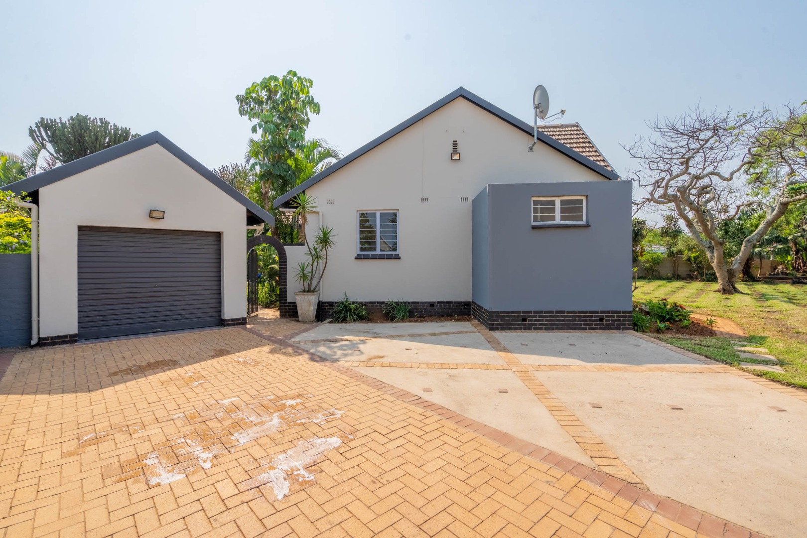 3 Bedroom House For Sale in Durban North RE/MAX™ of Southern Africa