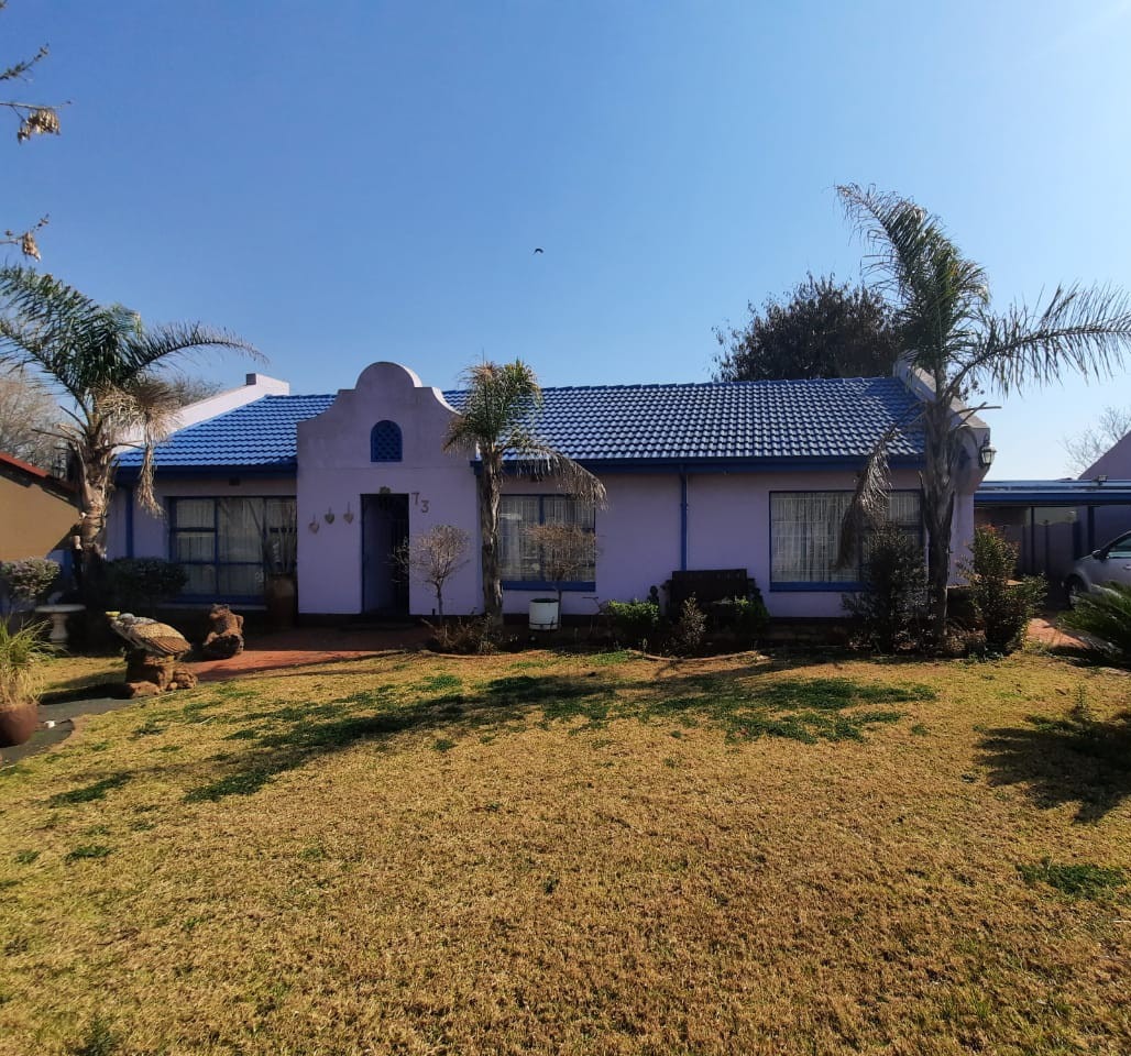 Property for sale in Rondebult RE/MAX™ of Southern Africa