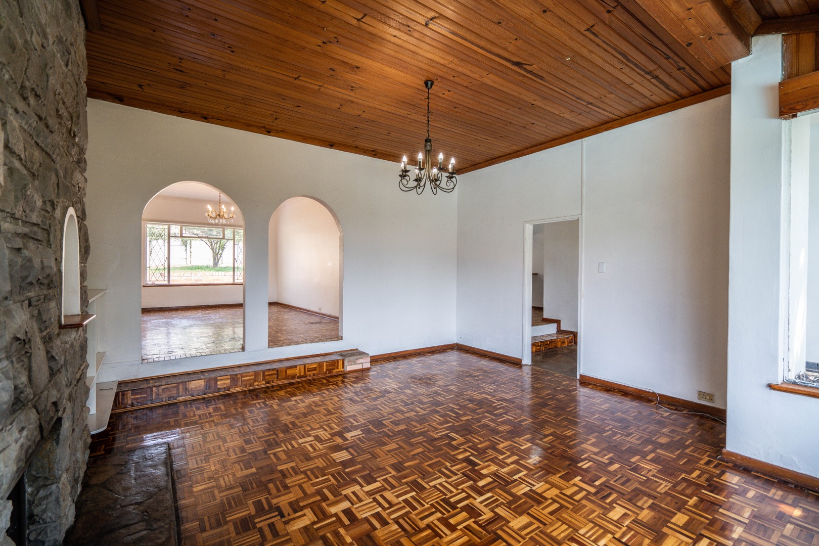 3 Bedroom House For Sale in Somerset Heights RE/MAX™ of Southern Africa