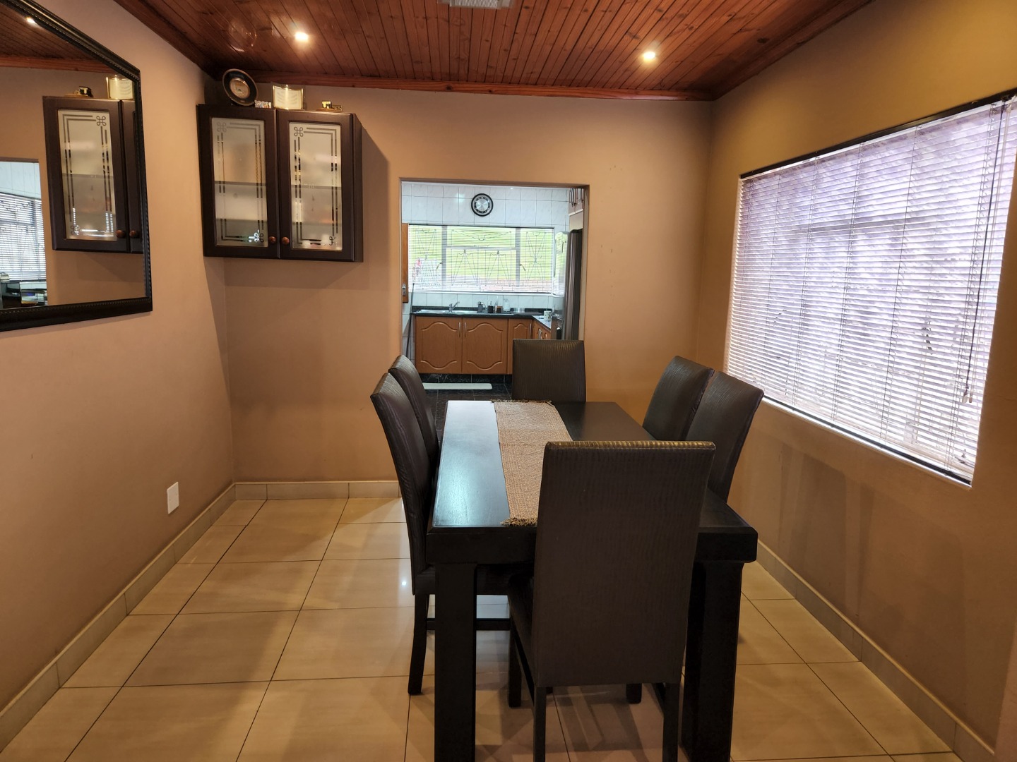 3 Bedroom House For Sale in Raisethorpe RE/MAX™ of Southern Africa