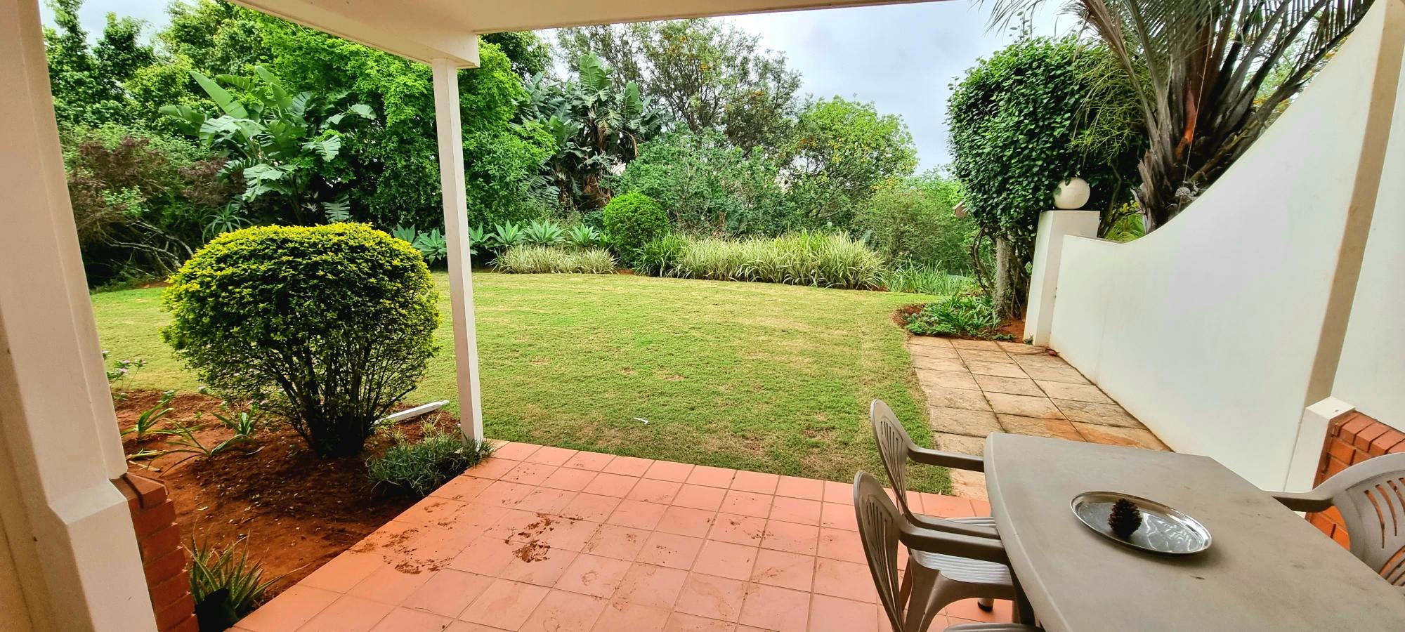 2 Bedroom Townhouse For Sale in Mount Country Club Estate