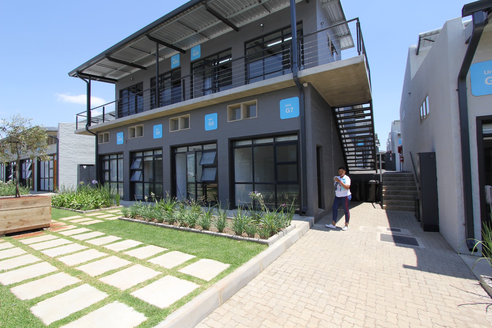 Commercial Property in Willow Park Manor To Rent RE/MAX™ of Southern