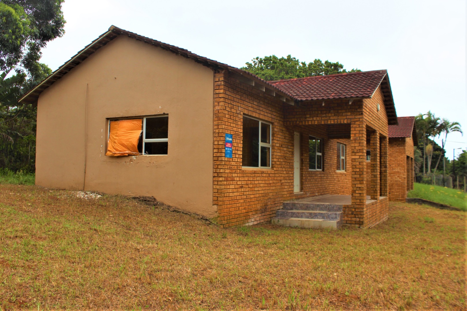 4 Bedroom House For Sale in Leisure Bay RE/MAX™ of Southern Africa