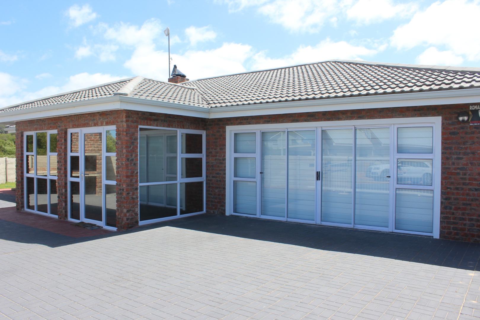 3 Bedroom House For Sale in Stilbaai Oos RE/MAX™ of Southern Africa