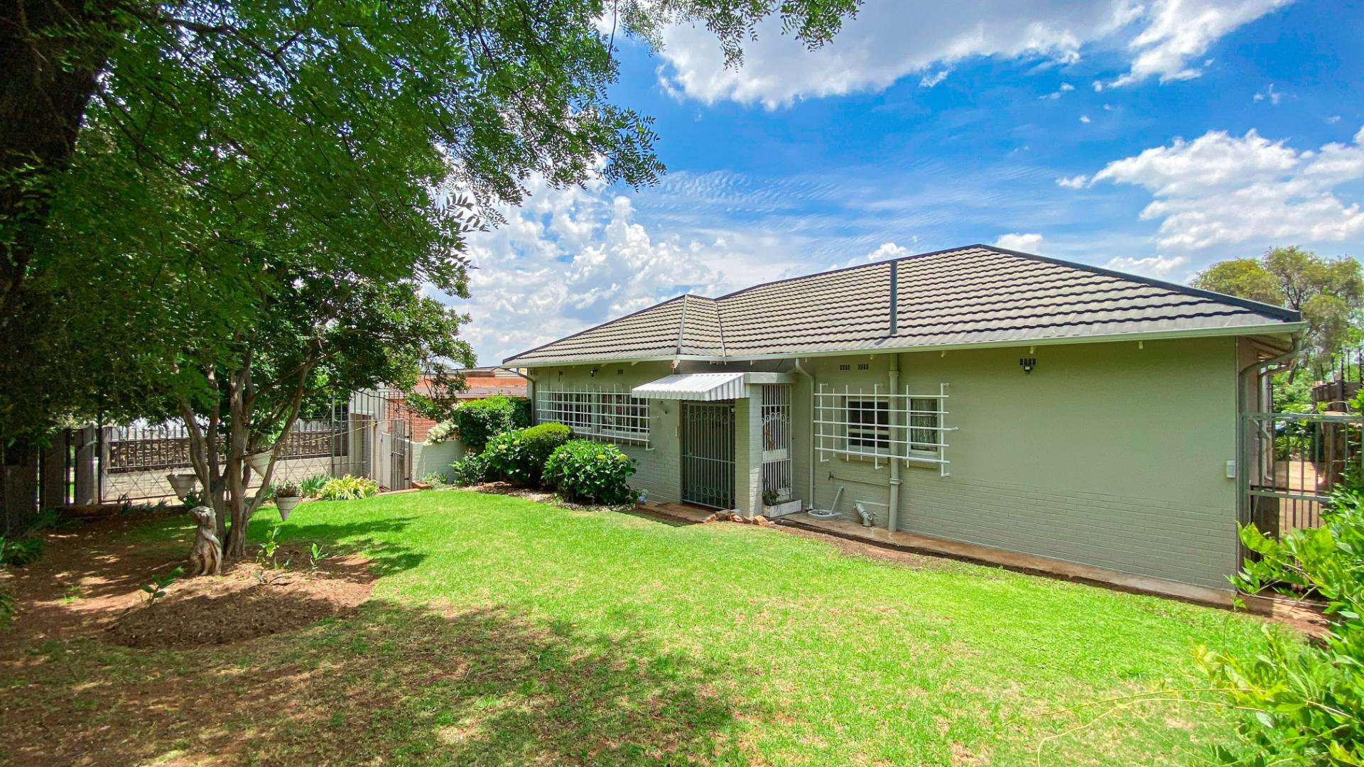 Property for sale in Linden RE/MAX™ of Southern Africa