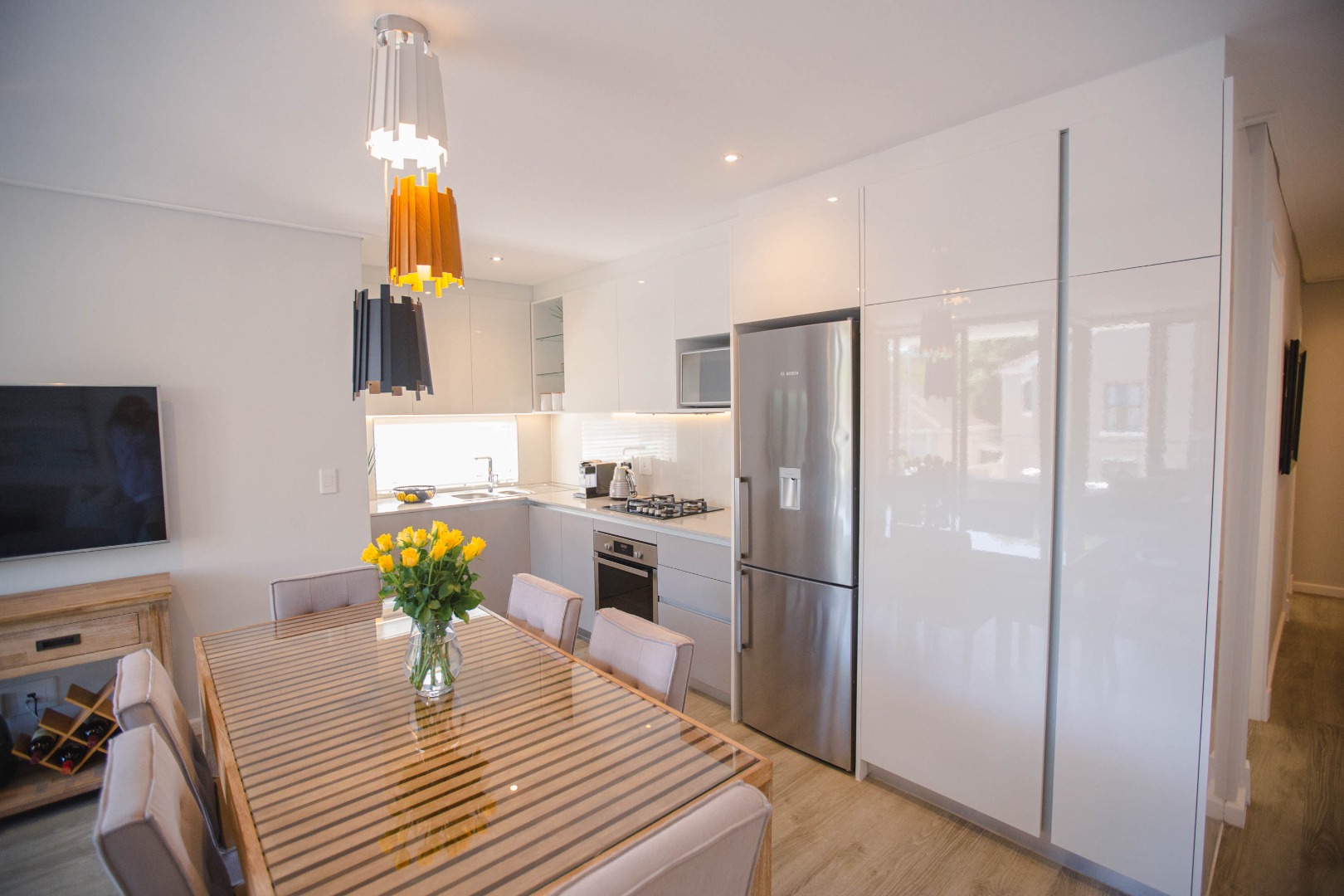 2 Bedroom Apartment / Flat For Sale in Claremont Upper RE/MAX™ of Southern Africa