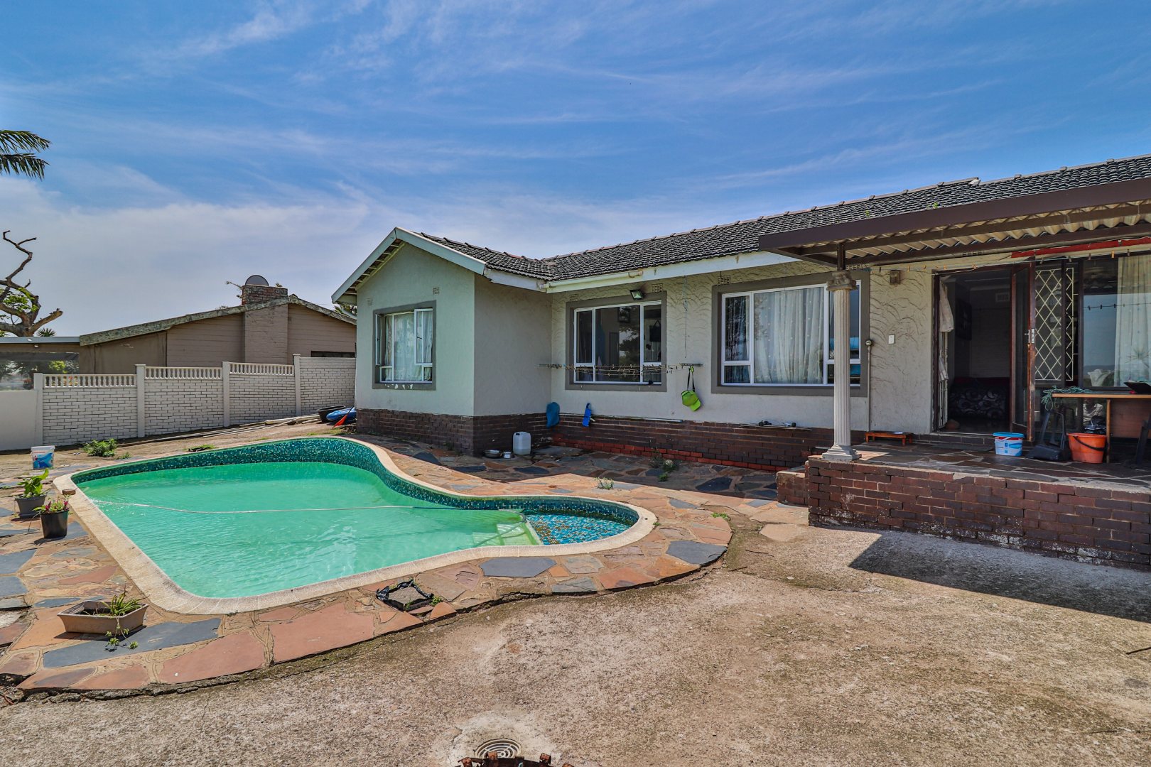 3 Bedroom House For Sale in Athlone Park RE/MAX™ of Southern Africa