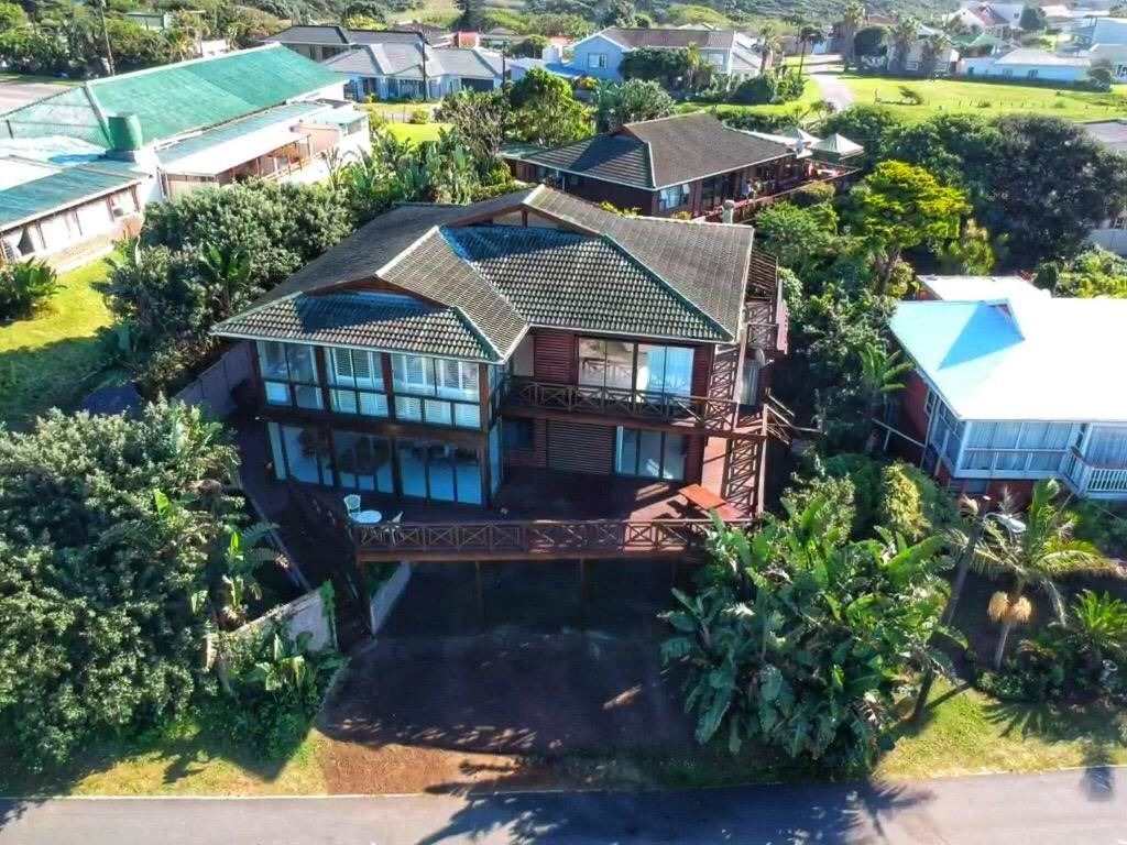 4 Bedroom House To Rent in Kidds Beach RE/MAX™ of Southern Africa