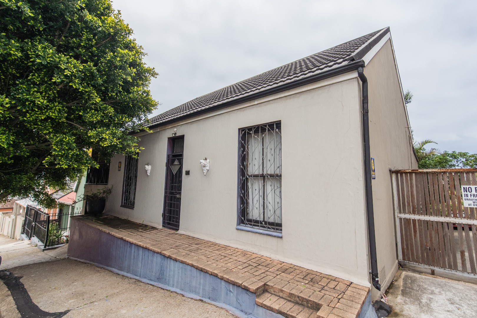 4 Bedroom House For Sale in Port Elizabeth Central RE/MAX™ of Southern Africa