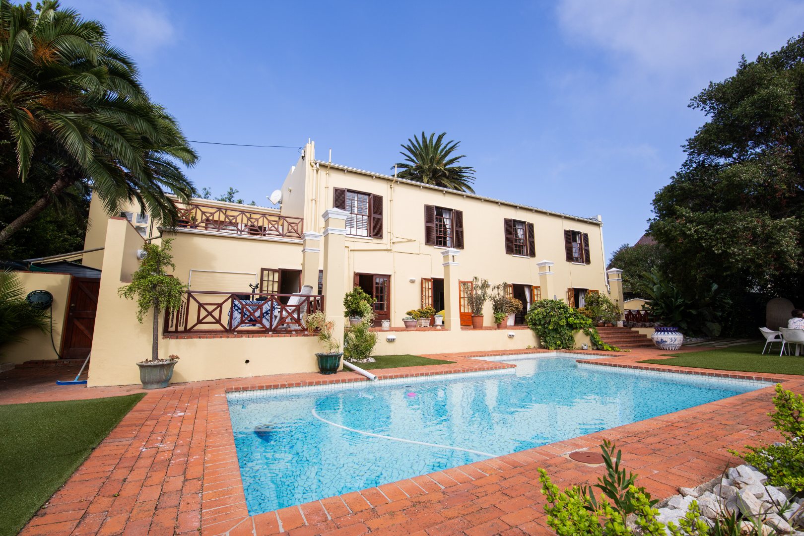 4 Bedroom House For Sale in St Park RE/MAX™ of Southern Africa