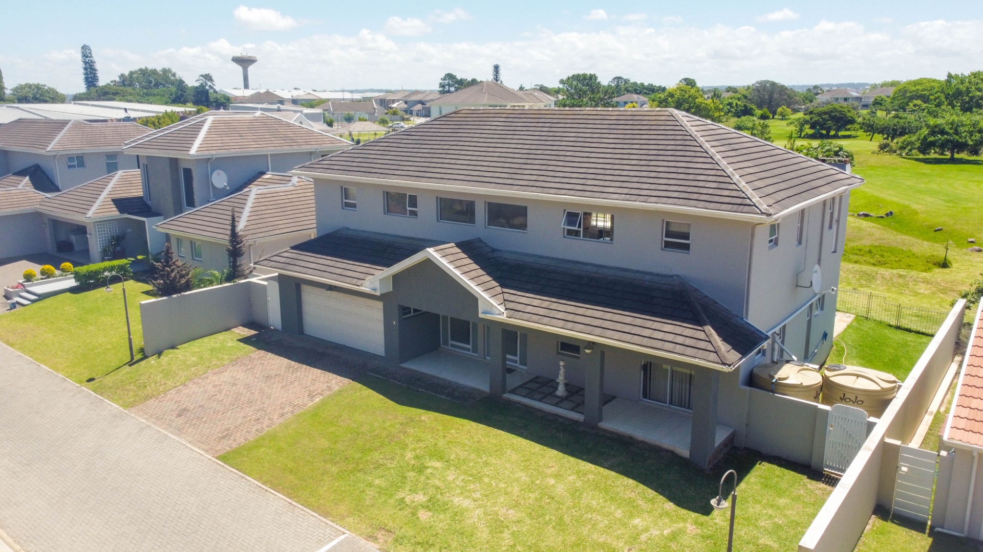 4 Bedroom House For Sale in Beacon Bay RE/MAX™ of Southern Africa