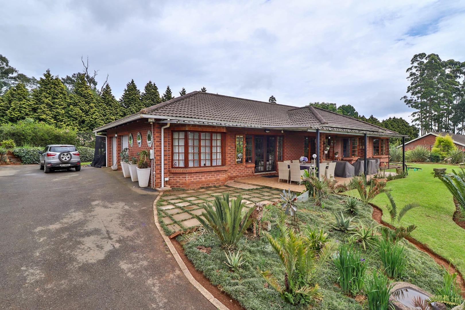 4 Bedroom House For Sale in Hilton Central RE/MAX™ of Southern Africa