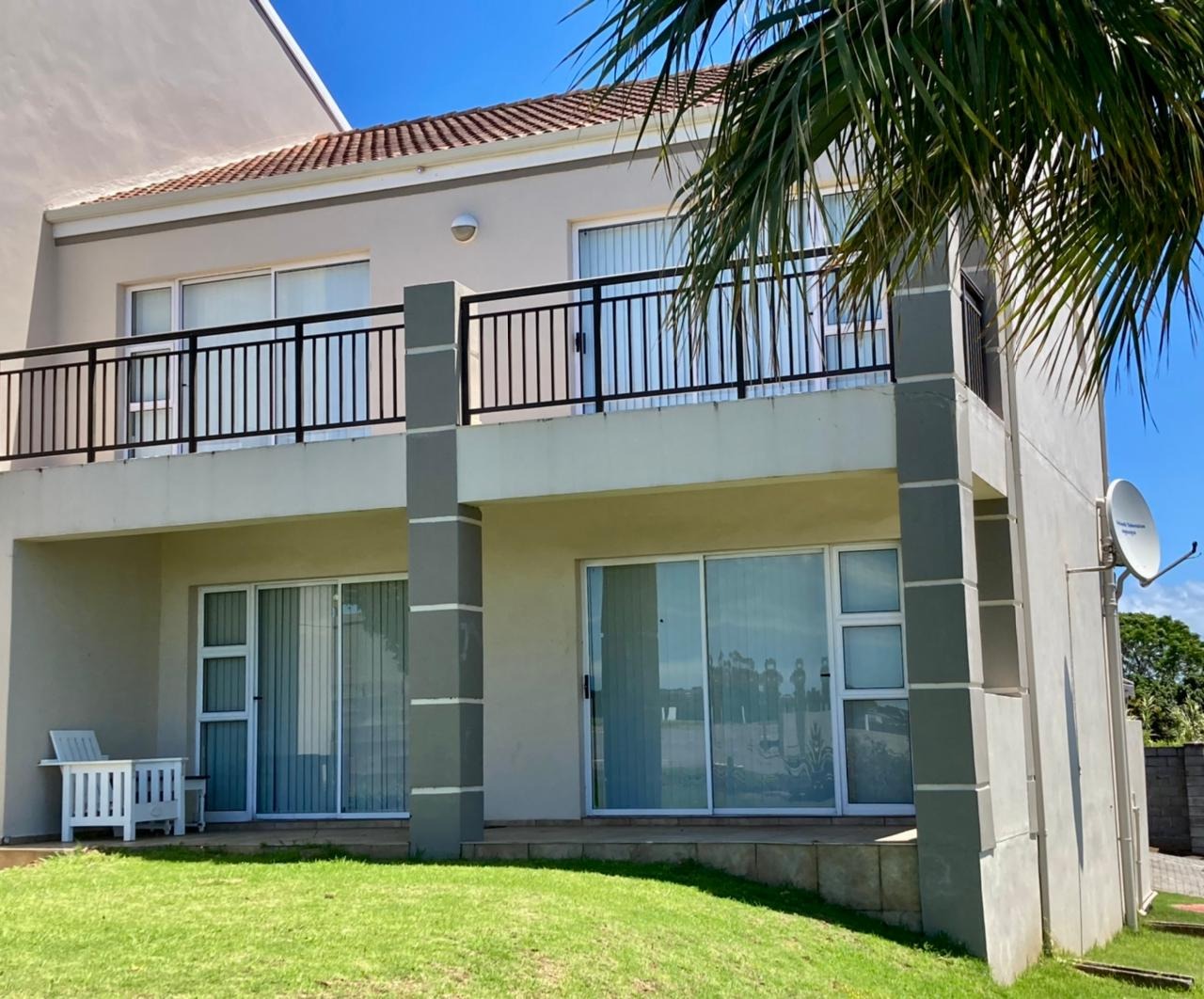 3 Bedroom Townhouse For Sale in Port Alfred Central RE/MAX™ of