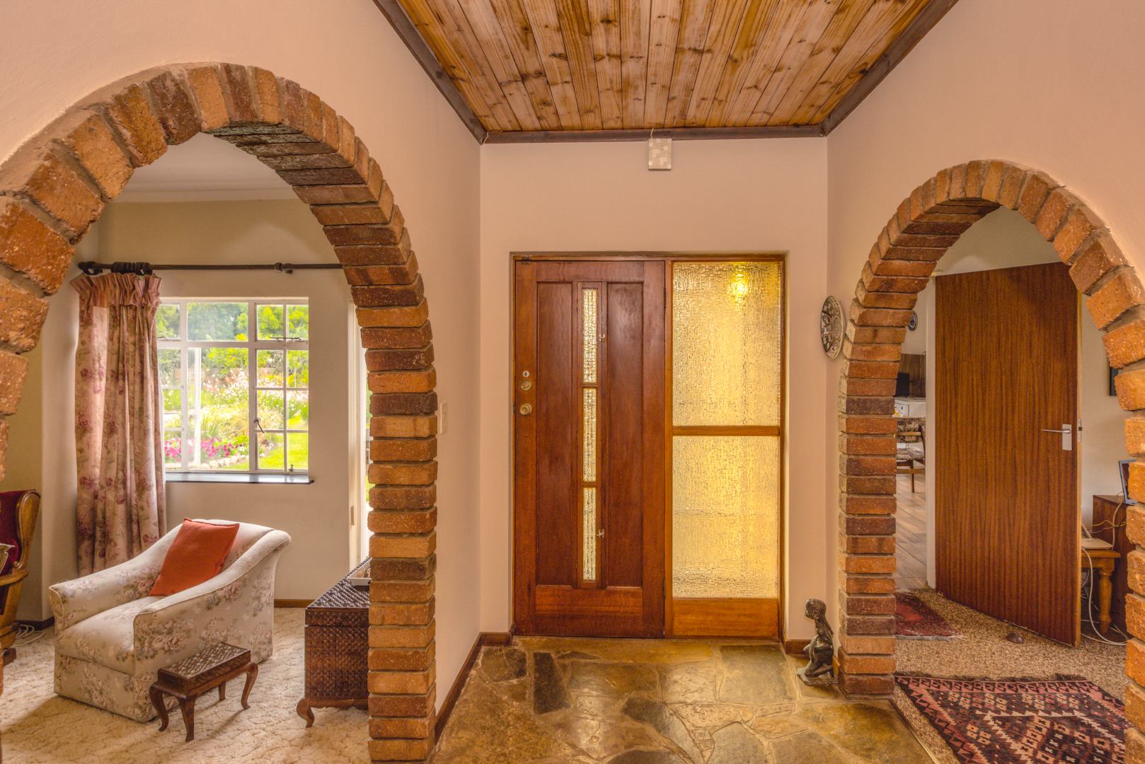 3 Bedroom House For Sale in Lorraine Manor RE/MAX™ of Southern Africa