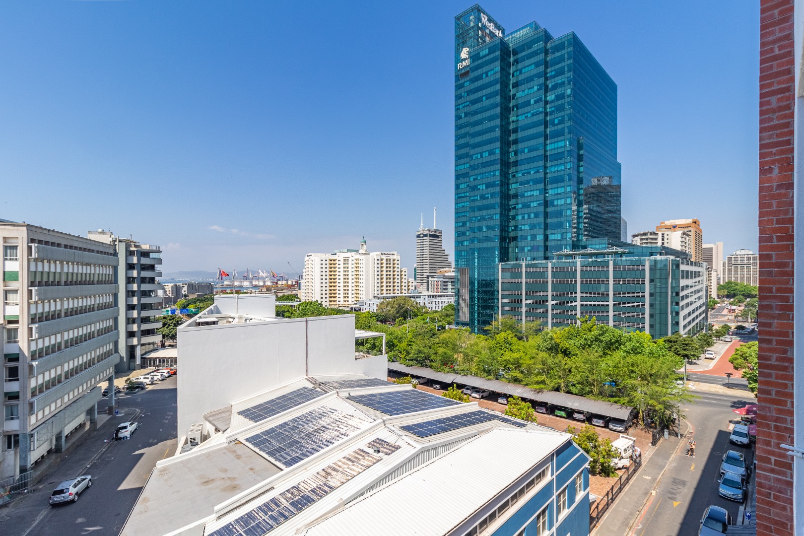 2 Bedroom Apartment / Flat For Sale in De Waterkant RE/MAX™ of