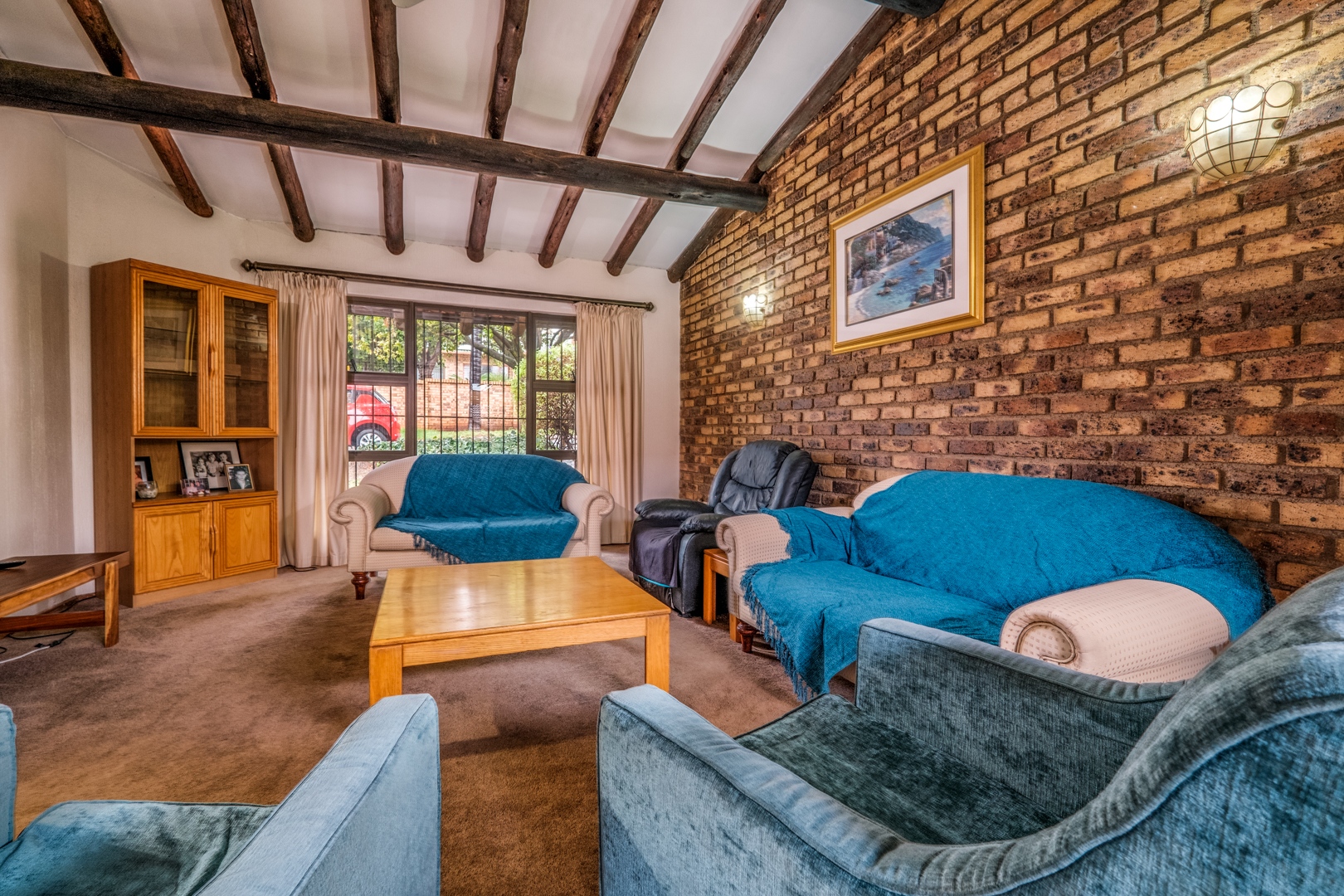 4 Bedroom House For Sale in Little Falls RE/MAX™ of Southern Africa