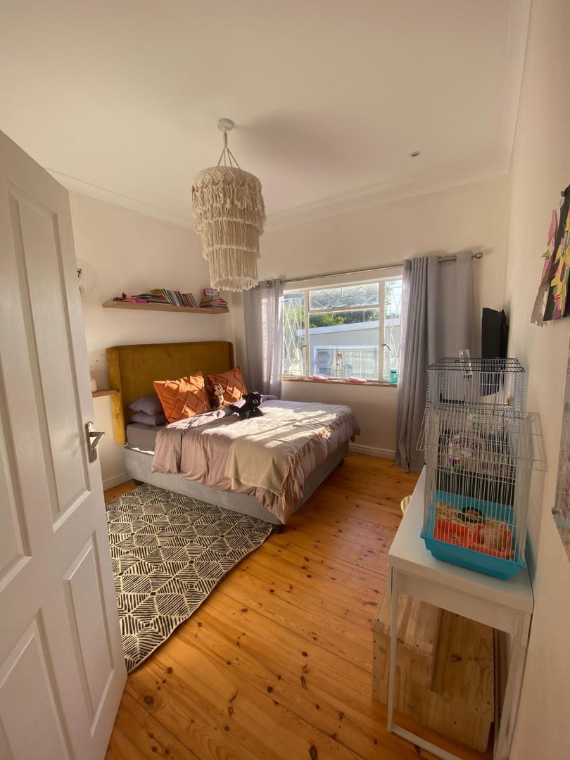 3 Bedroom House For Sale in Glenhurd RE/MAX™ of Southern Africa