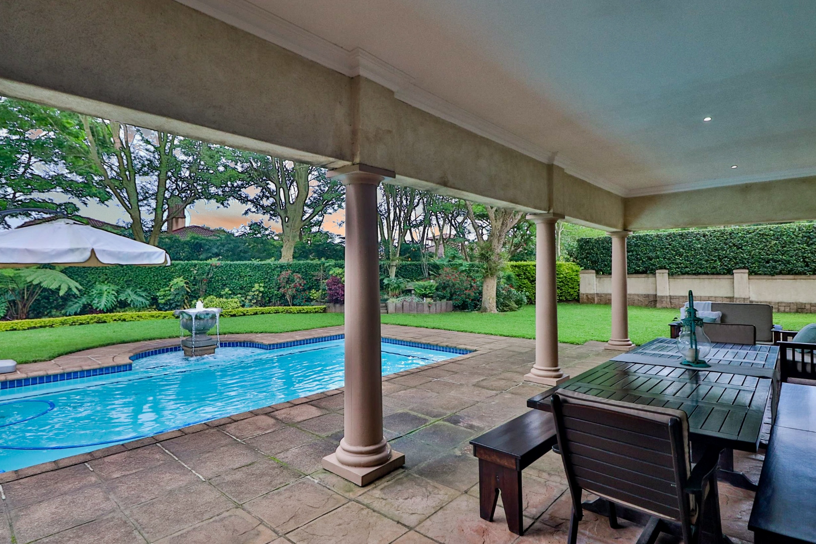 4 Bedroom House For Sale in Plantations Estate RE/MAX™ of Southern Africa