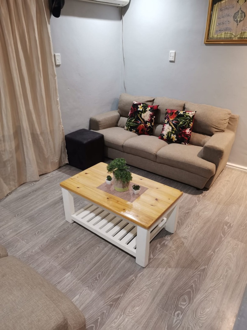 2 Bedroom House For Sale in Bonteheuwel RE/MAX™ of Southern Africa